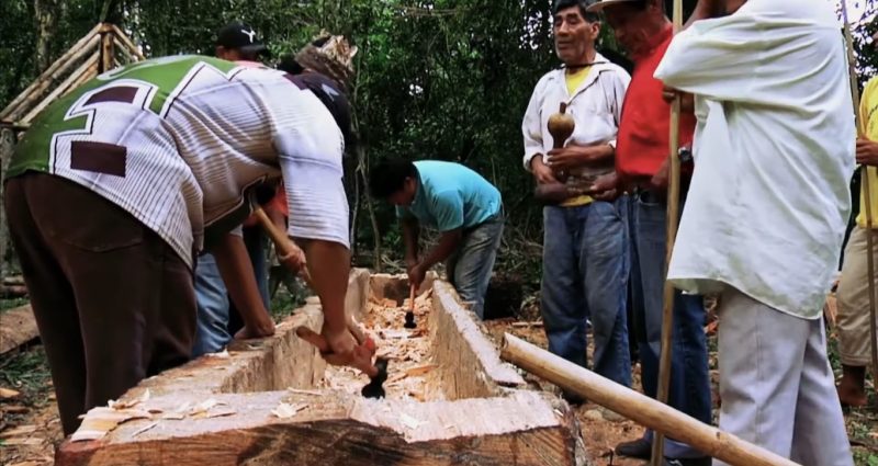 FOTO 6 - Kiki, o ritual de resistencia Kaingang (2011)